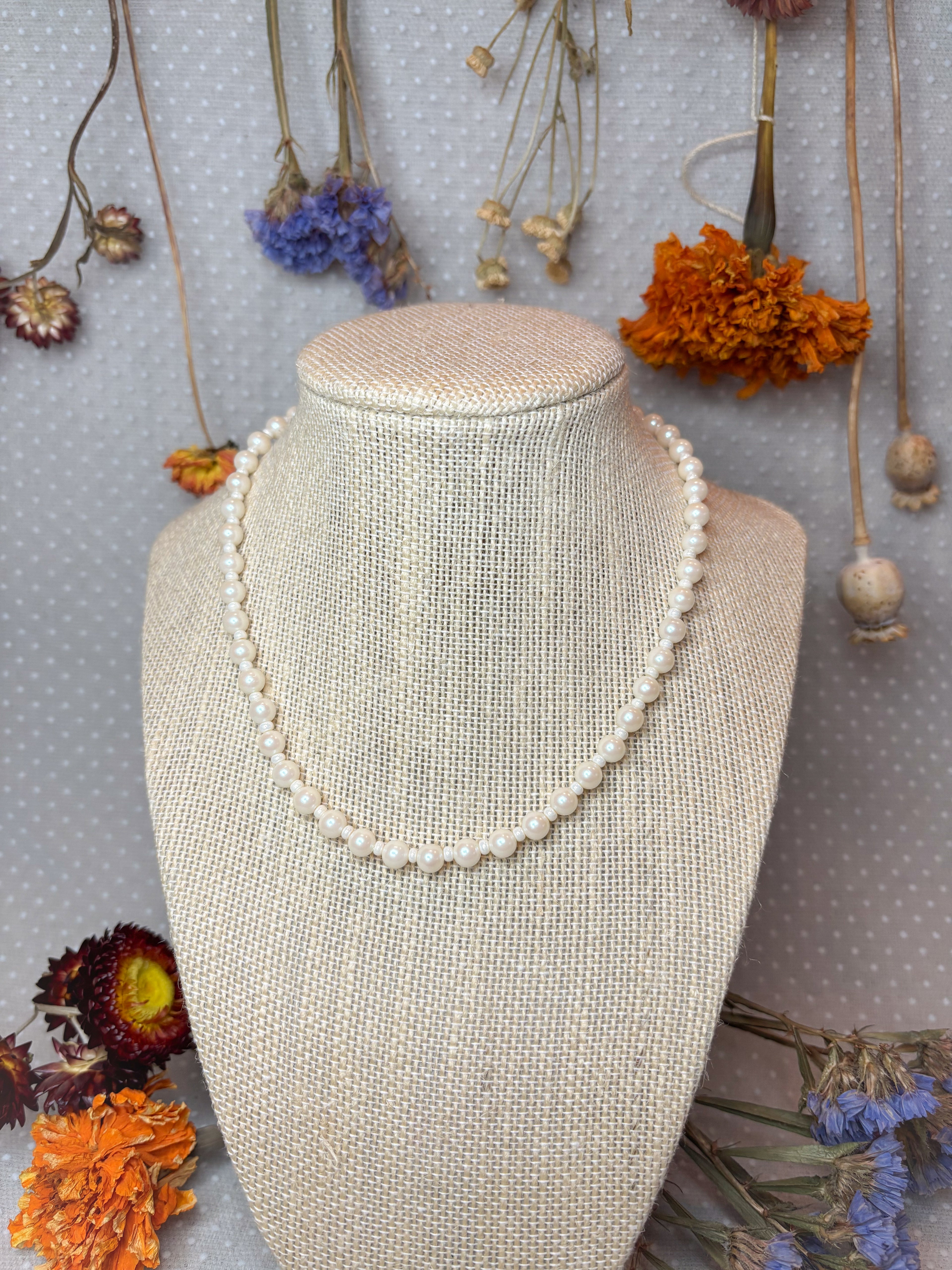 Pearl girl ✦ Necklace