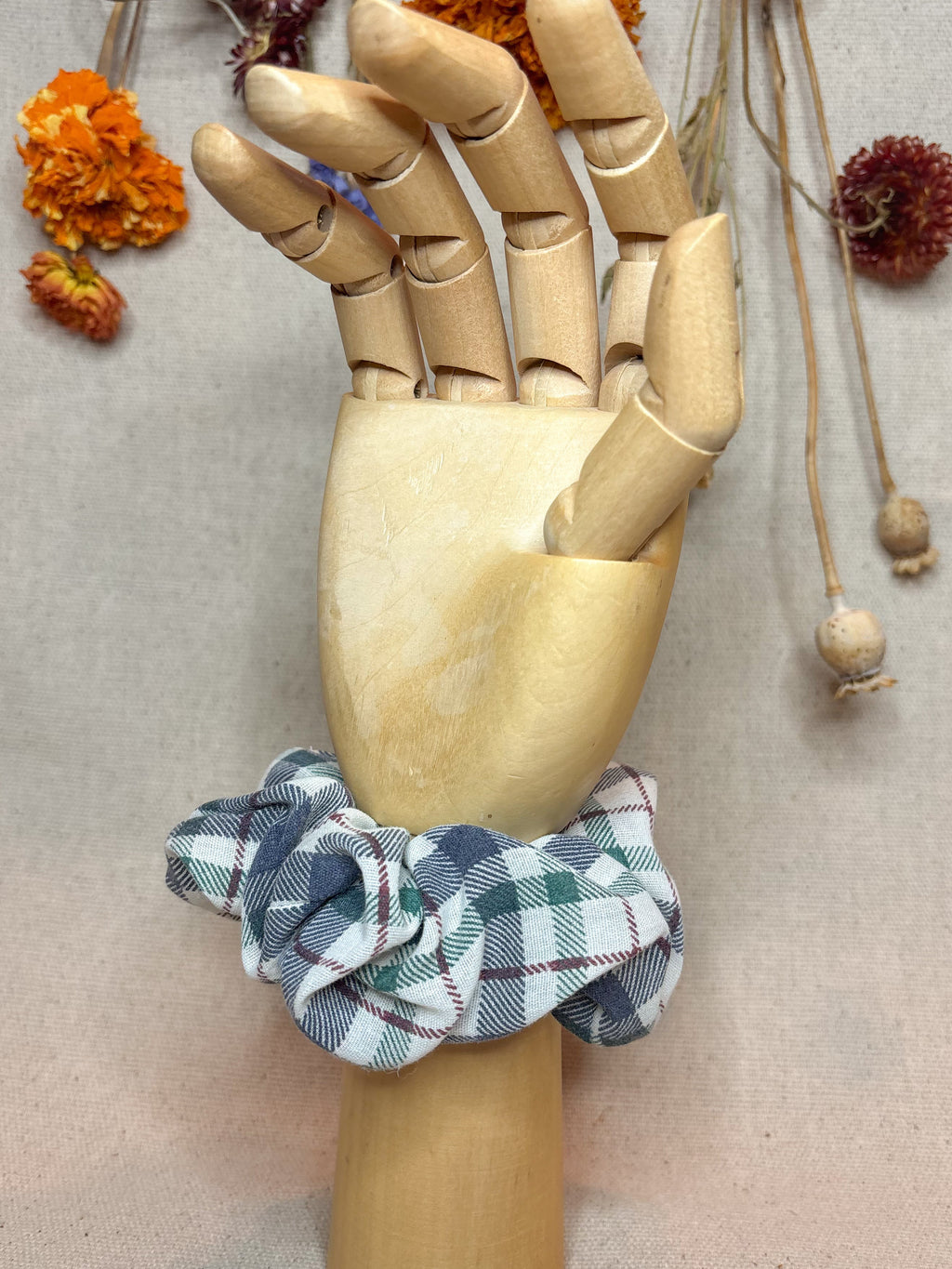 Plaid ✦ Scrunchies