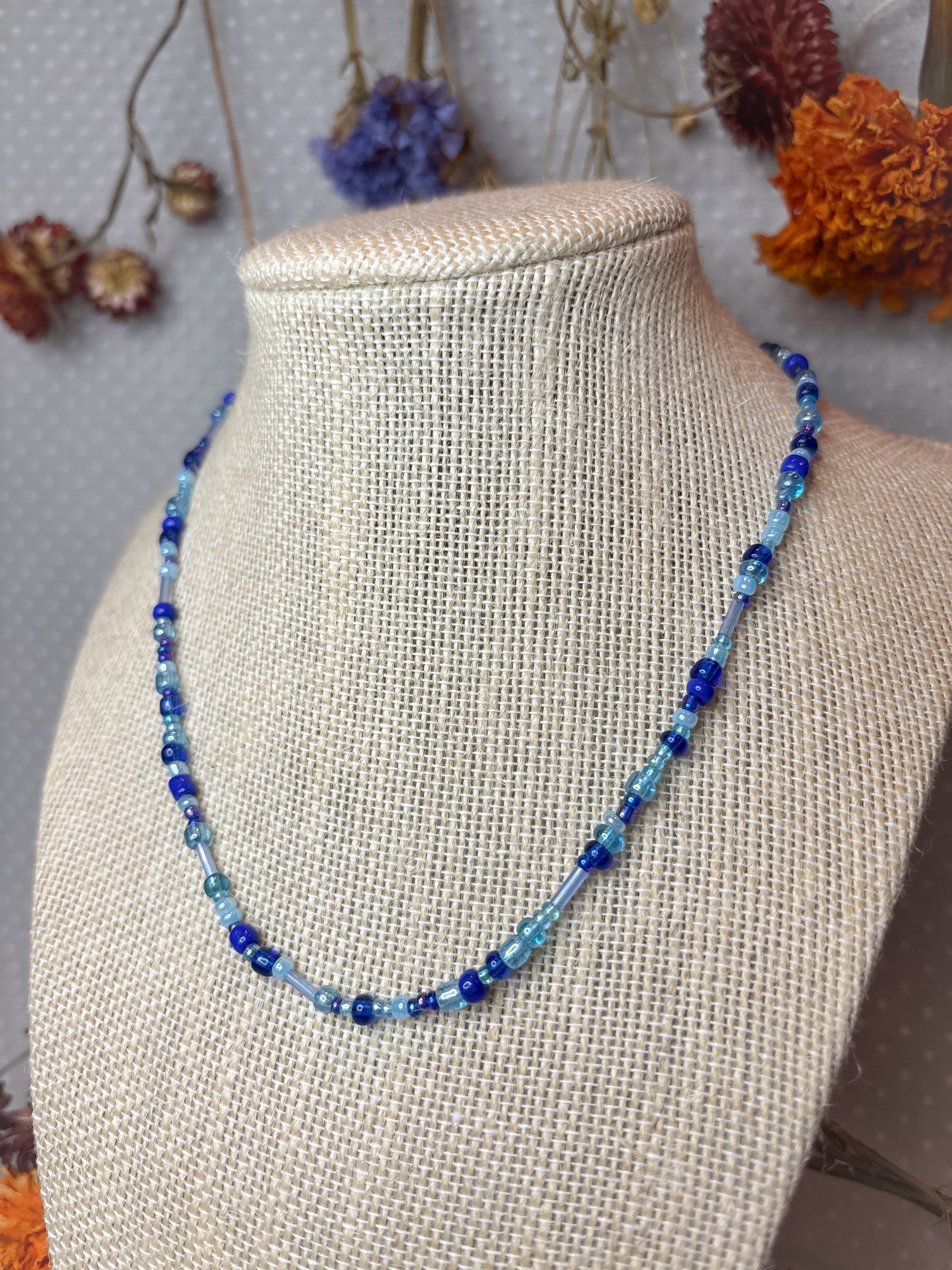 Monochromatic mis-match ✦ Necklace