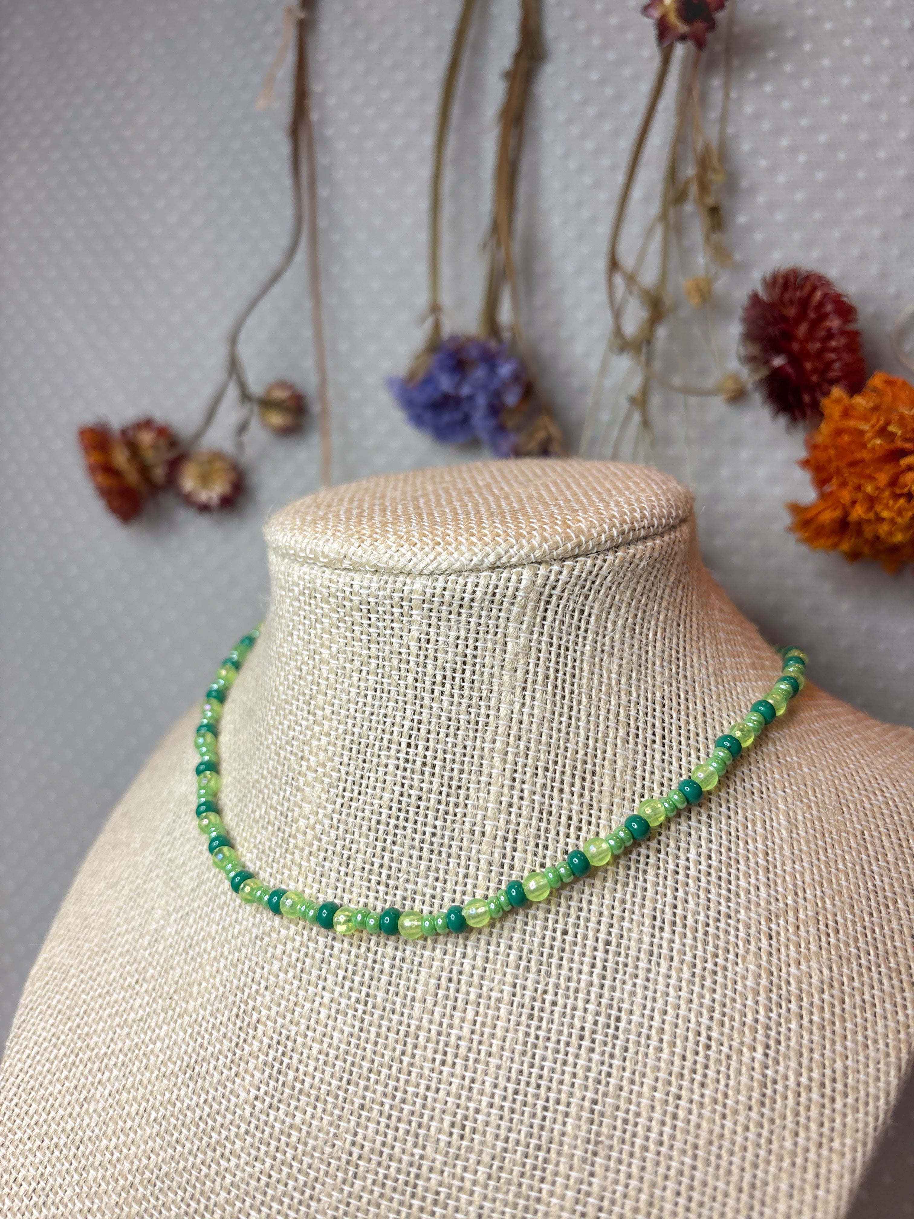 Beaded choker ✦ Necklace