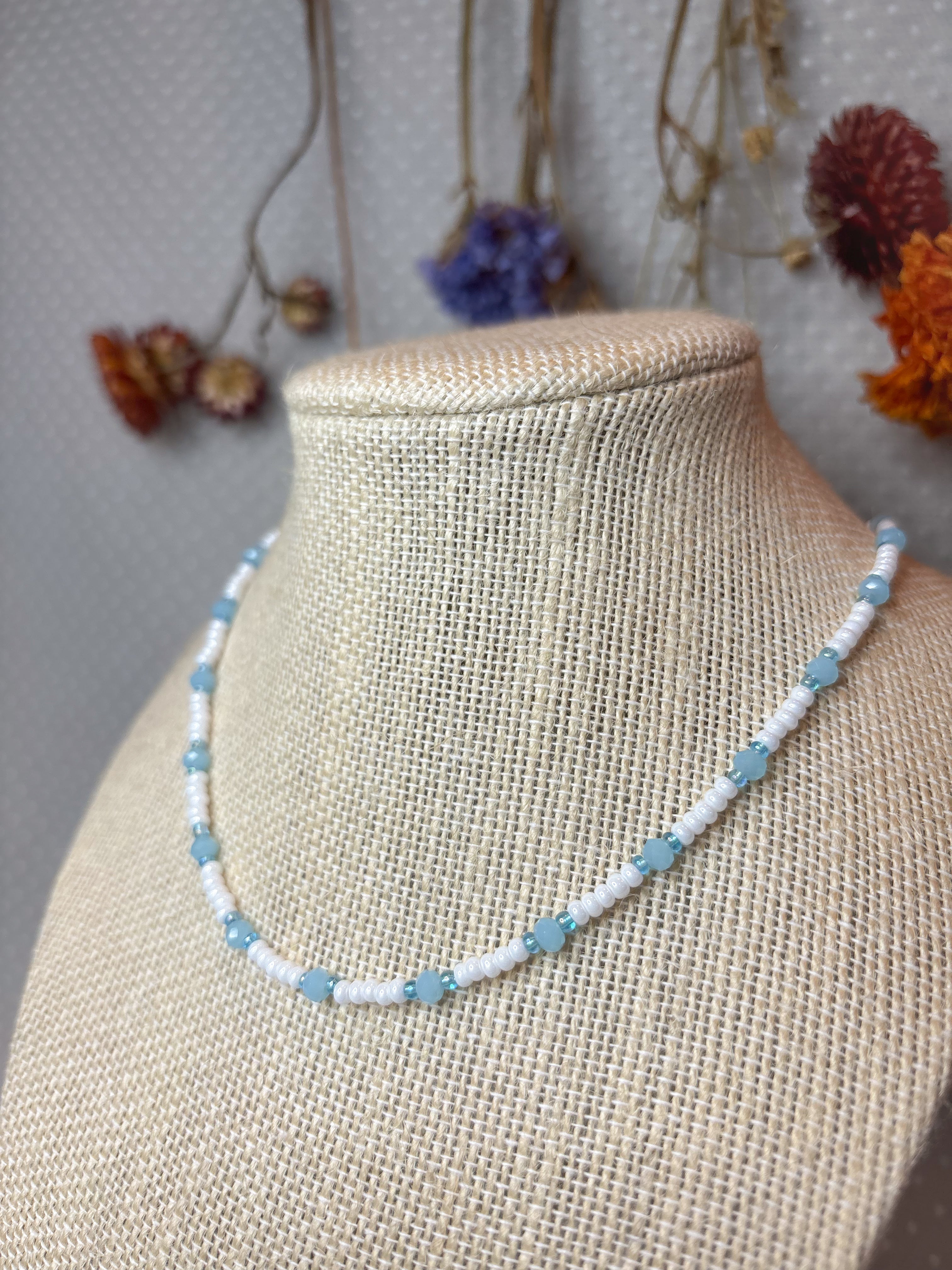 Beaded choker ✦ Necklace