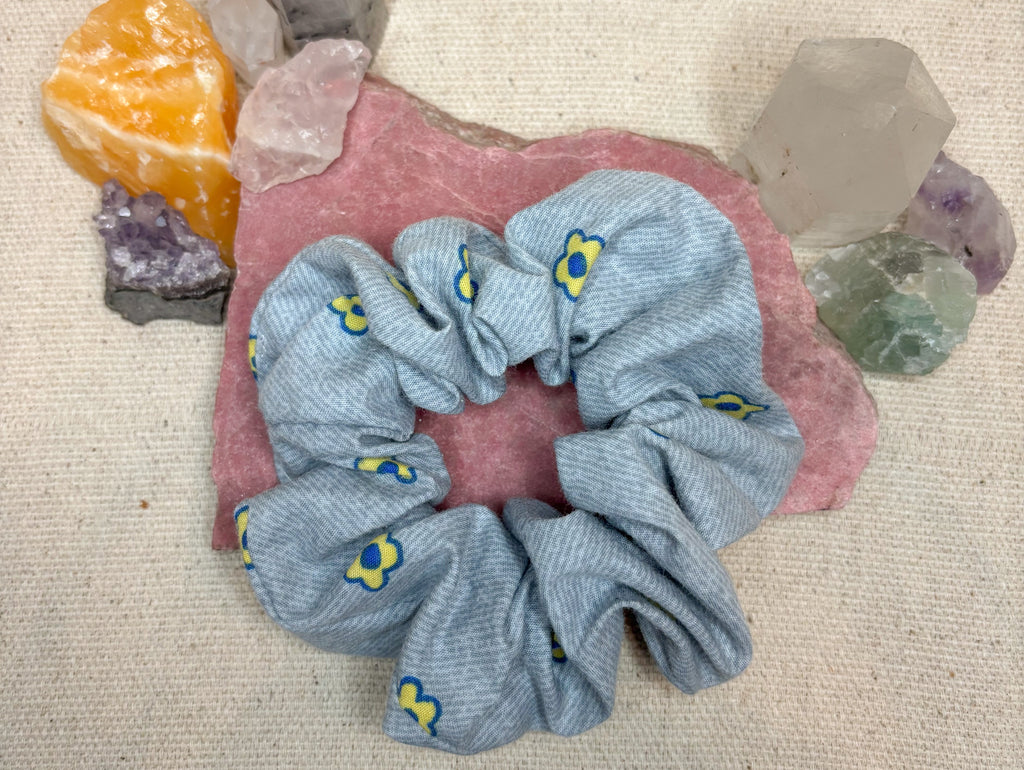 Flower power ✦ Scrunchie